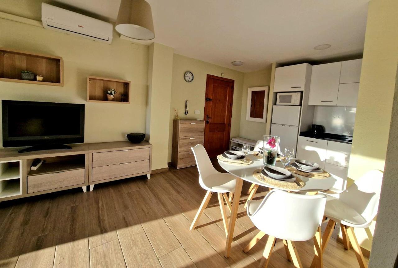 Cozy Apartment With Sea View Τορεβιέχα Εξωτερικό φωτογραφία