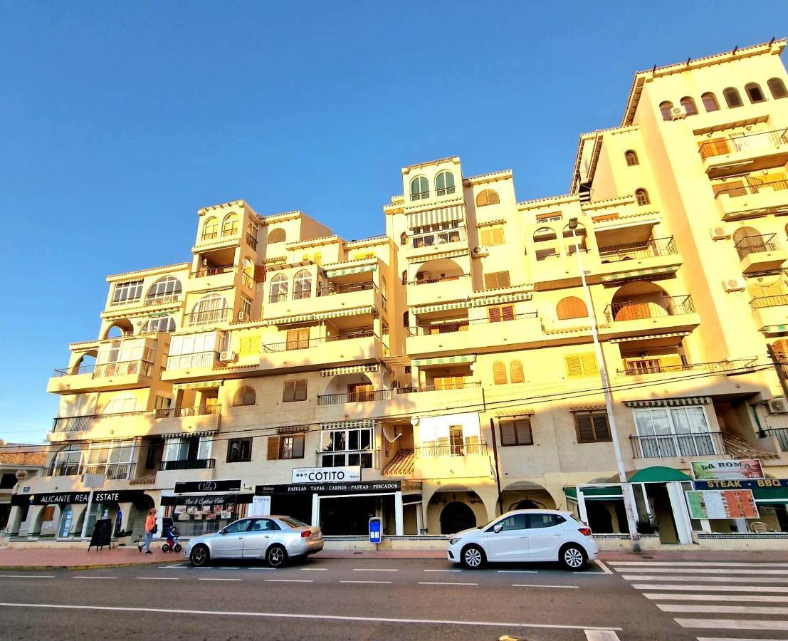 Cozy Apartment With Sea View Τορεβιέχα Εξωτερικό φωτογραφία